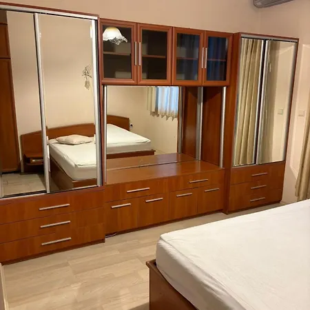 Primorskii Park Lägenhet *