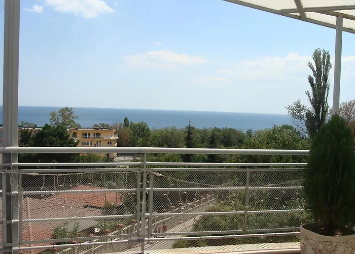 Apartment Primorskii Park Varna